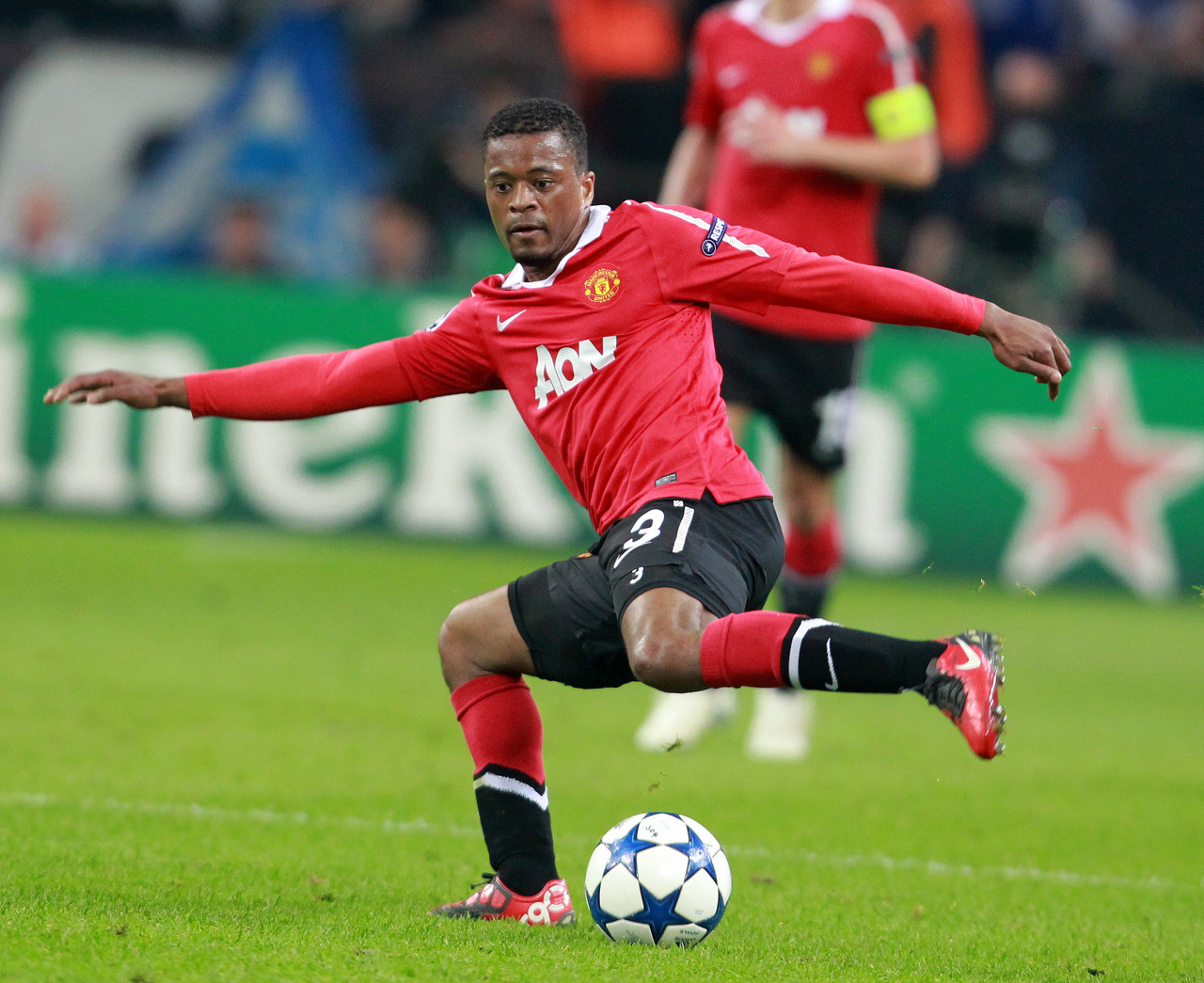 竞技运动往 竞技运动往